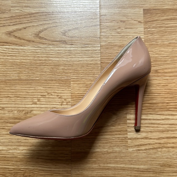 Christian Louboutin Pigalle 100 Nude Patent Leather (size 37.5 EU) - Picture 6 of 16